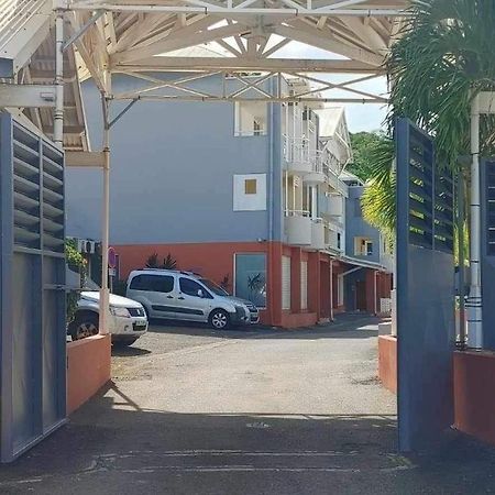 Studio Entre Terre Et Mer, Tartane, Martinique 拉特里尼泰 外观 照片